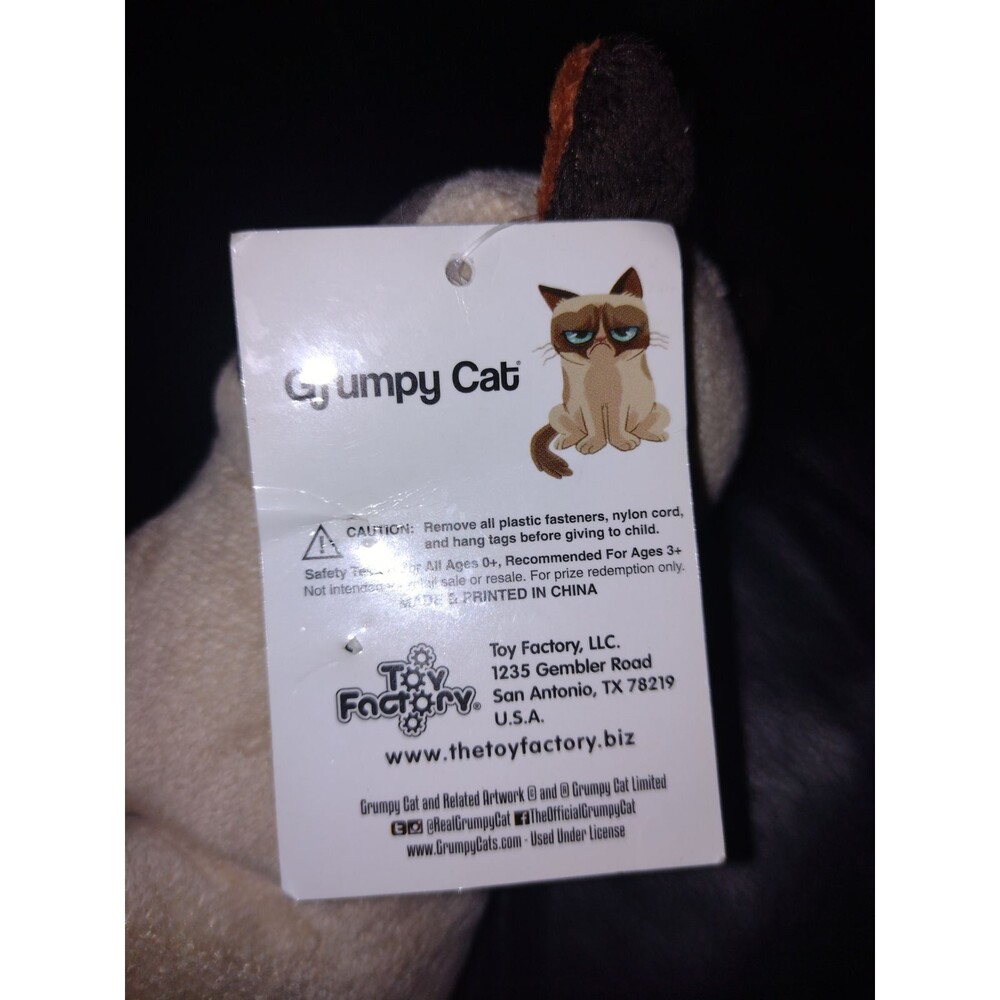 Grumpy Cat Plush - Picture 4 of 6